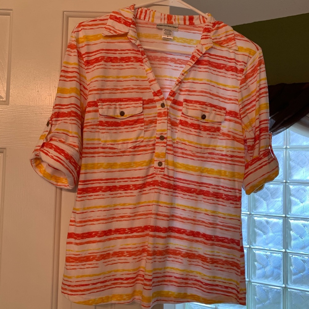 Colored  button tab sleeve top Rebecca Malone